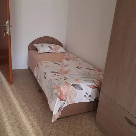 Hotel Dezerto & 3*